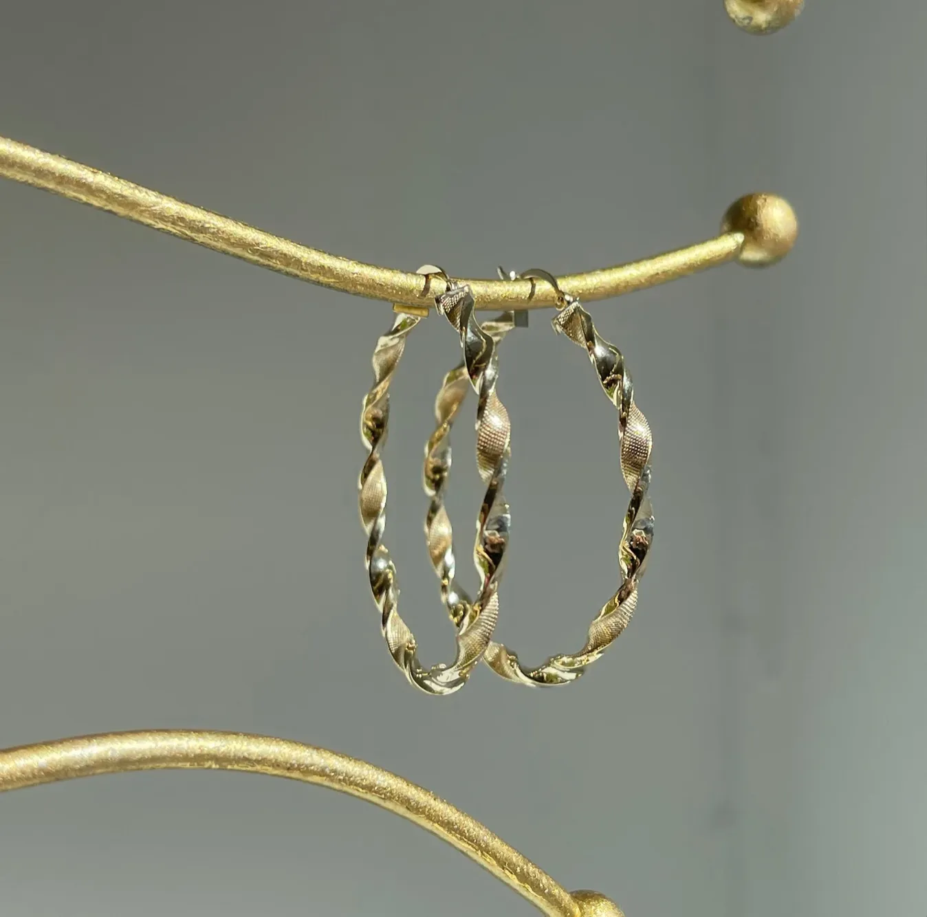 14KT Yellow Gold Satin   Shiny Twisted Tube Hoop Earrings 39mm