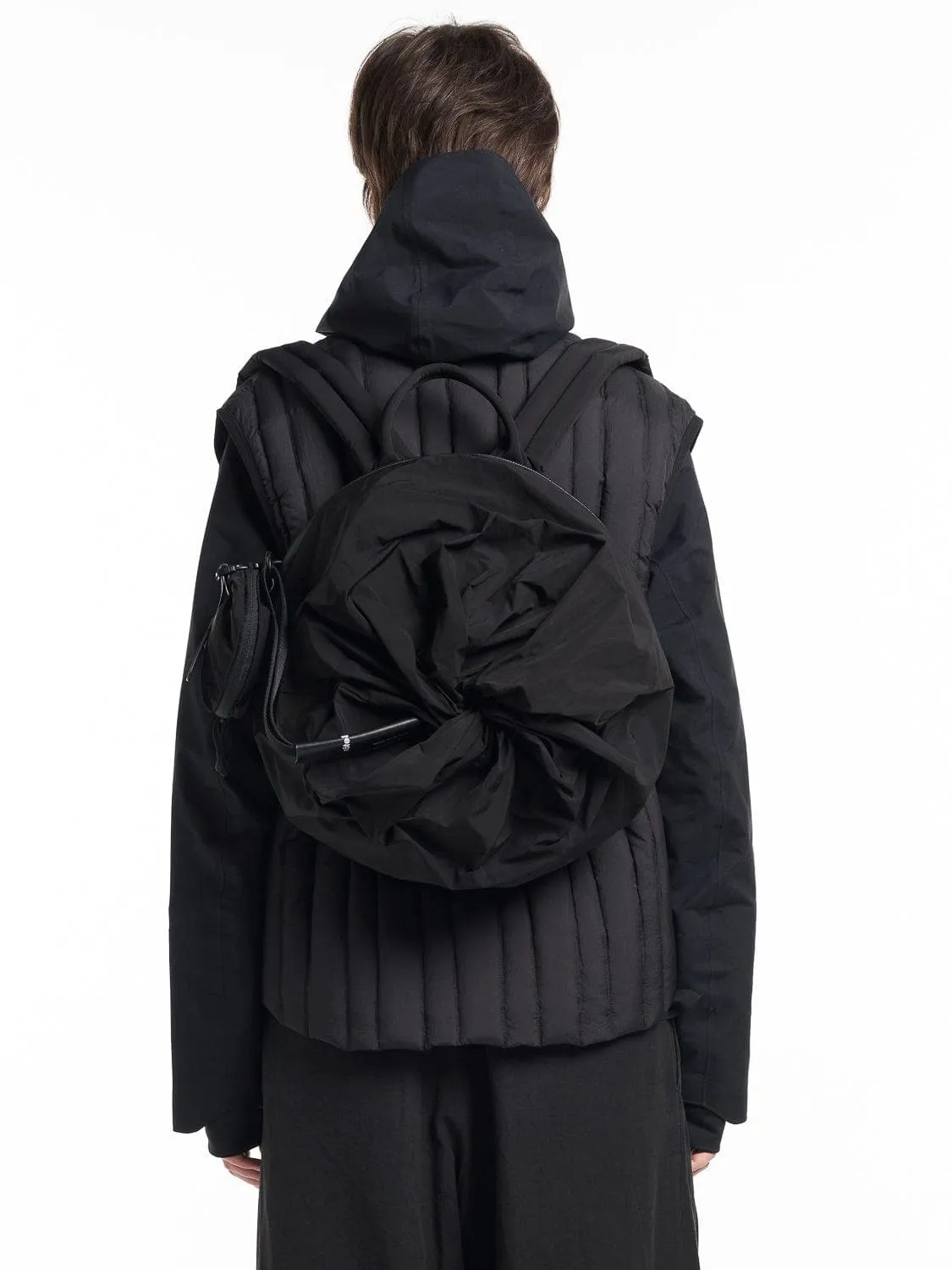 Adria Smooth Black