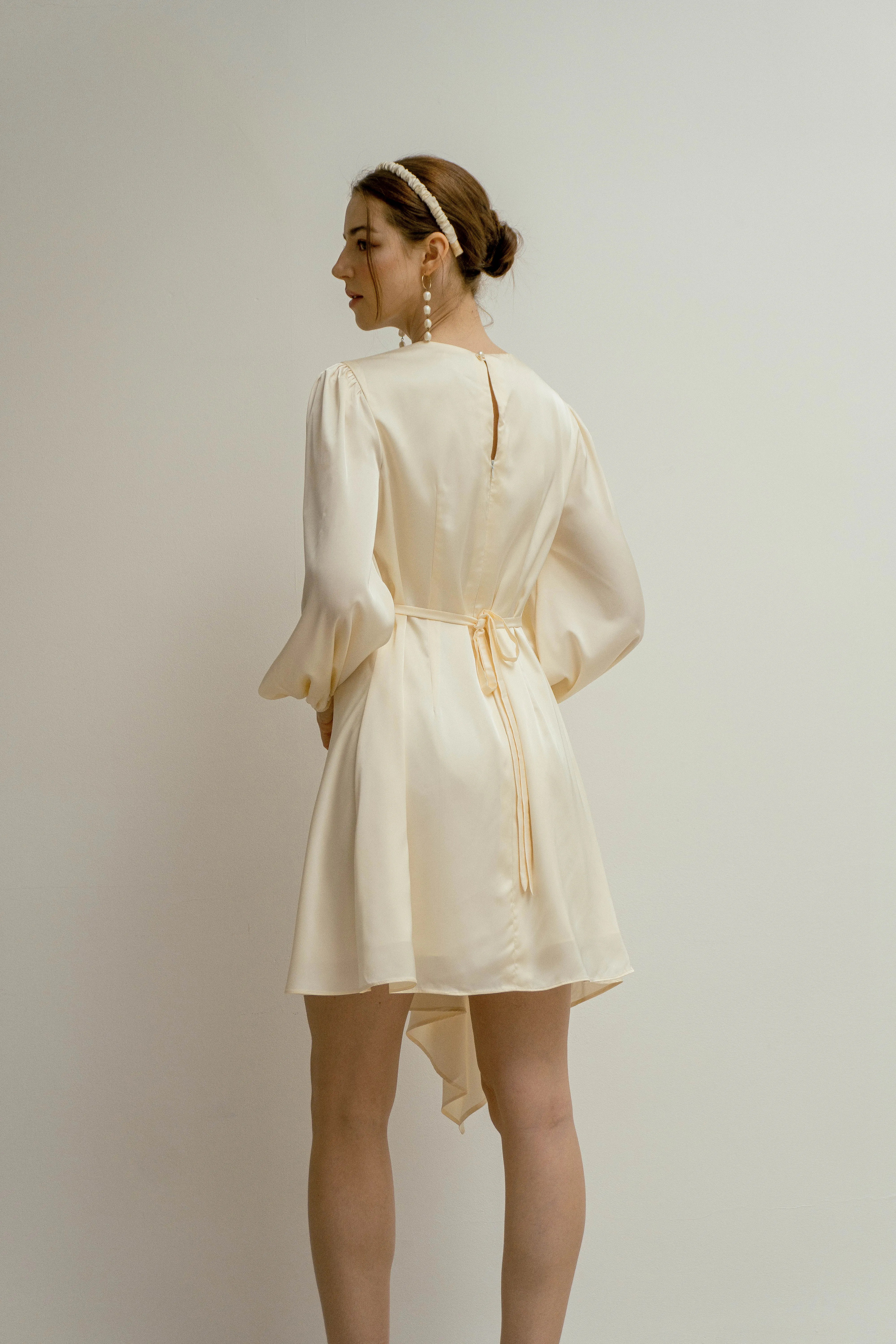 Ann Long Sleeves Mini Dress