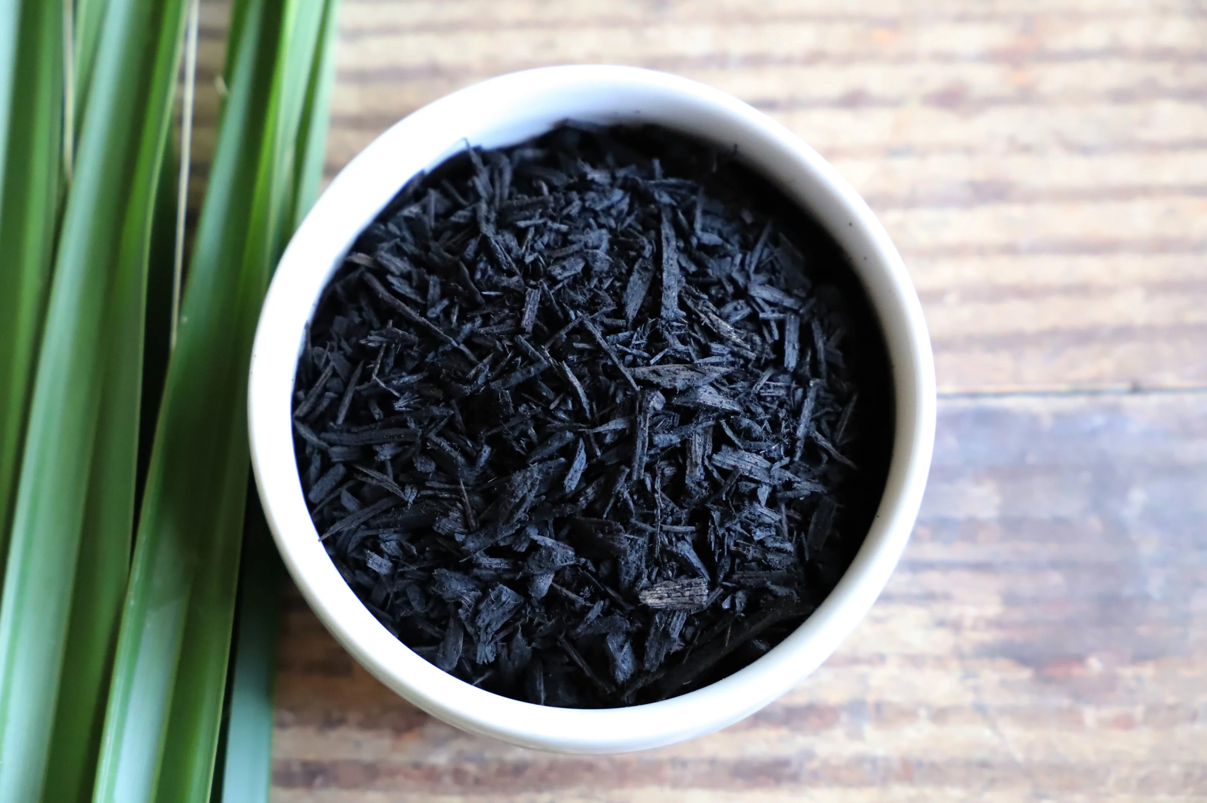 Bakhoor Oud Sultan resin incense