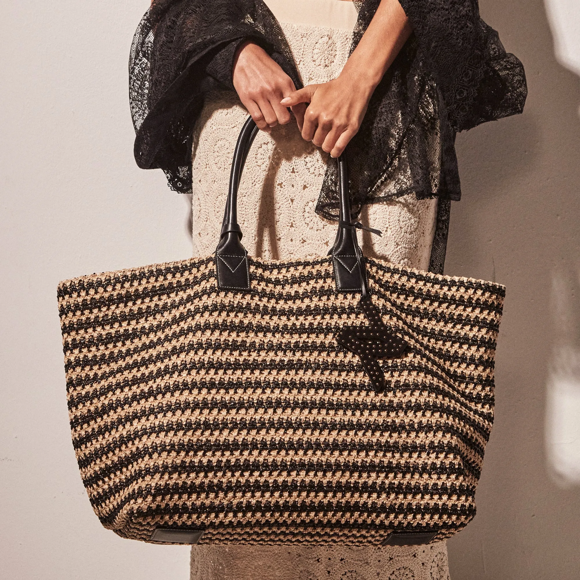 Bianca 60 tote raphia crochet black/natural