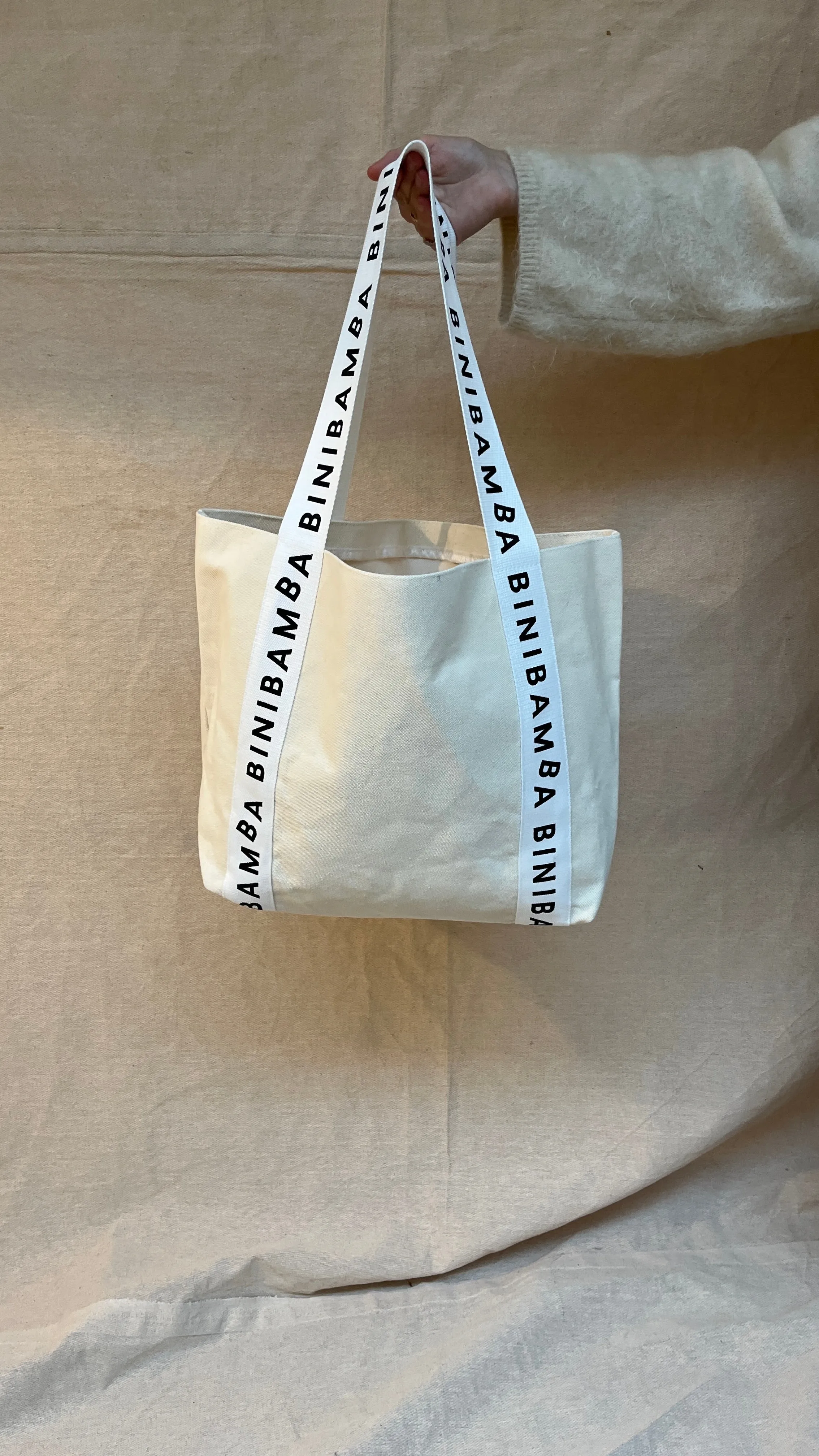 BINI BUGGY TOTE