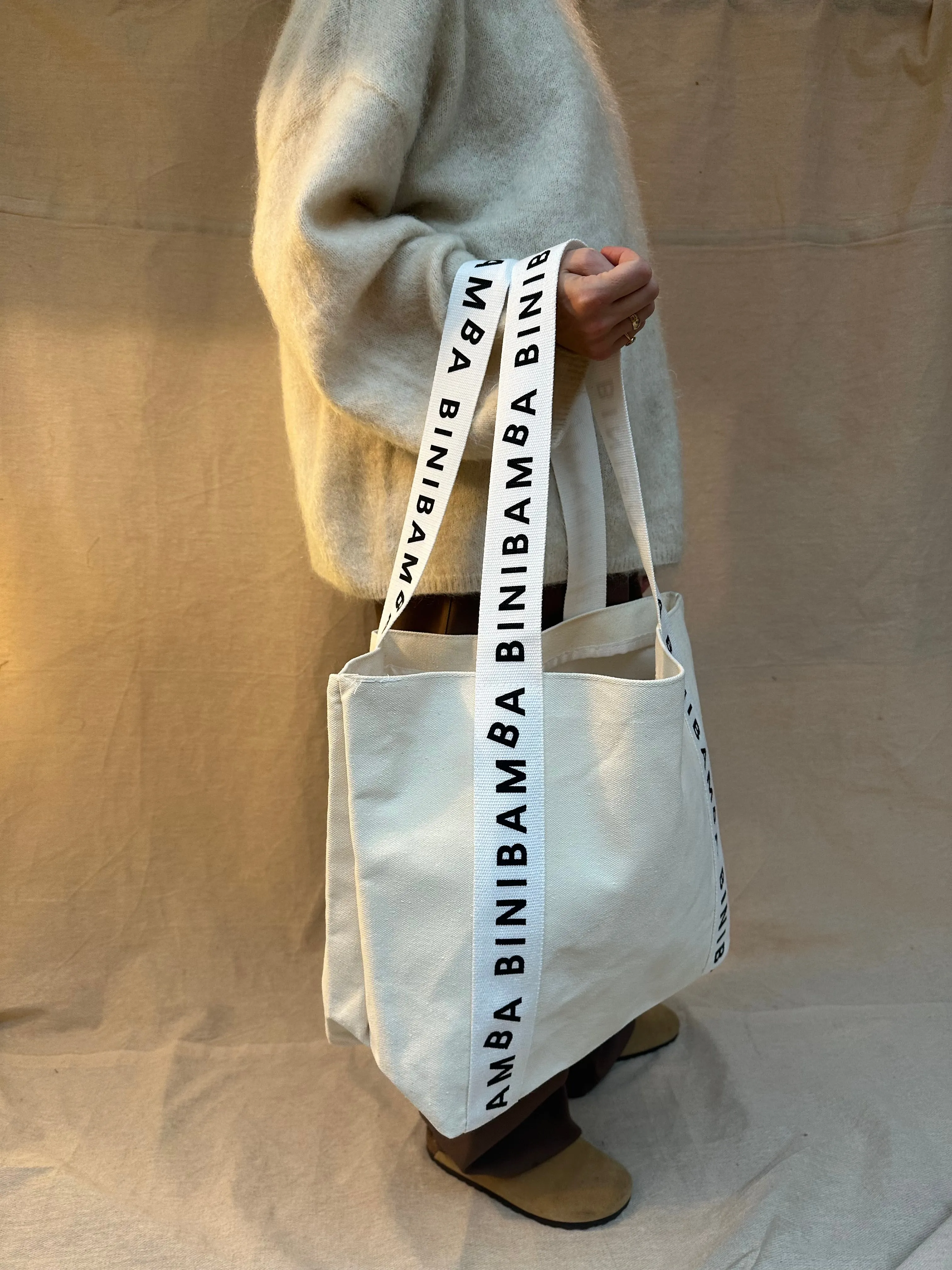 BINI BUGGY TOTE
