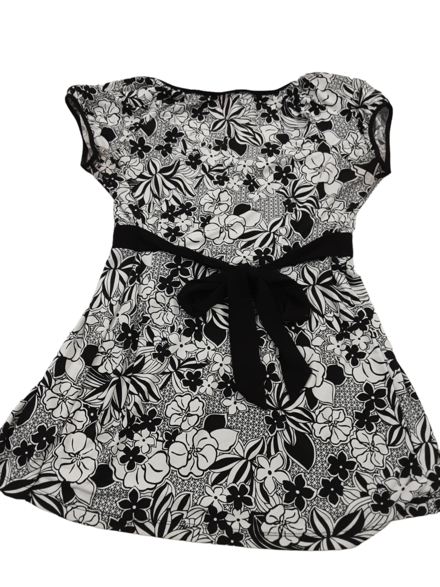 Black & White top size small