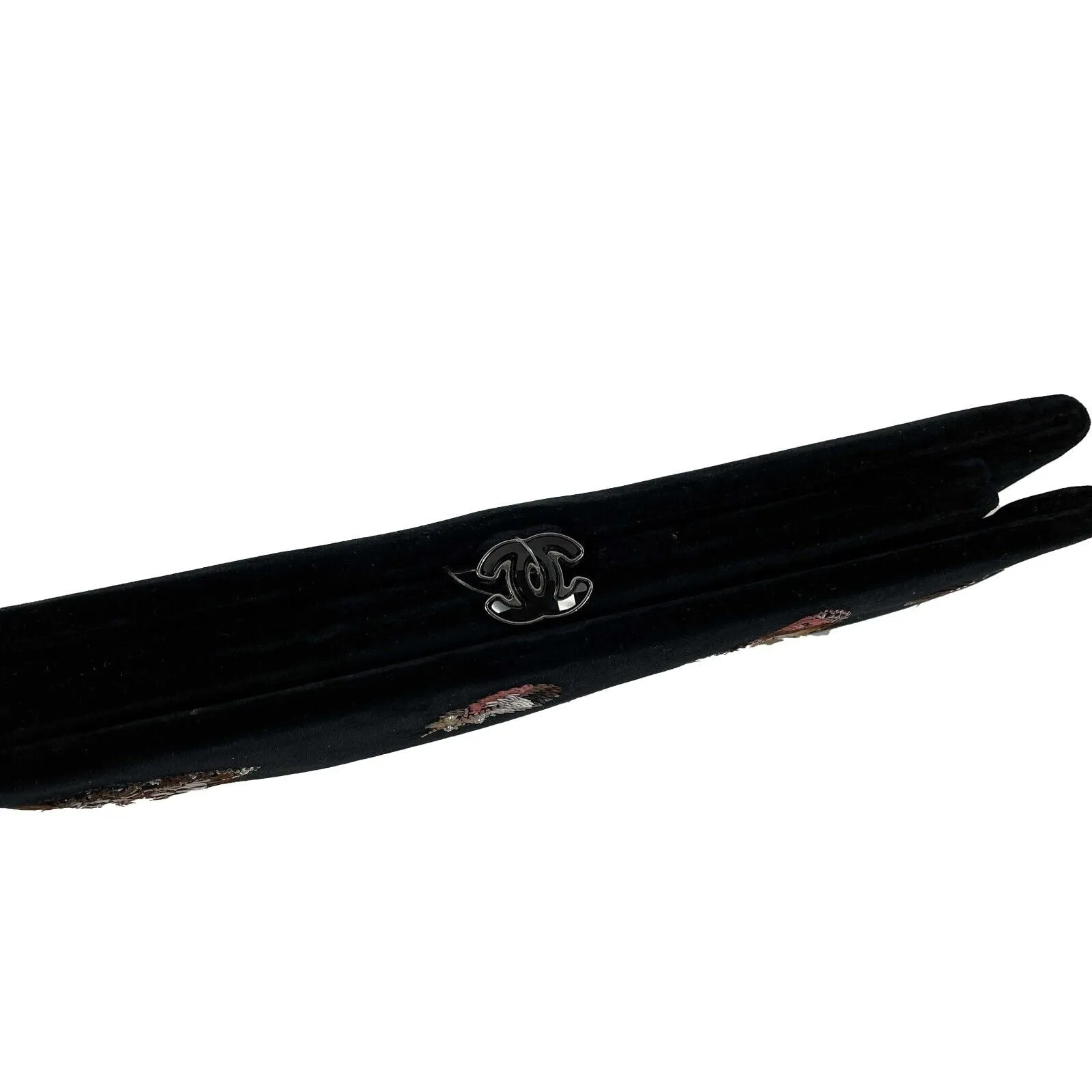 CHANEL - NEW 2015 Velvet Embellished Butterfly Minaudiere Black CC Clutch