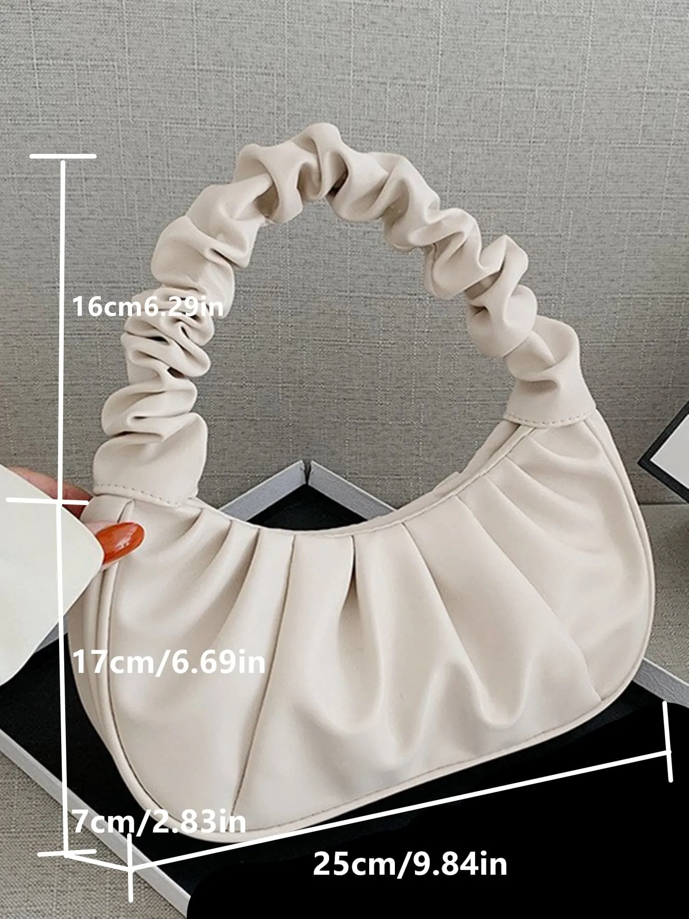 Cloud Pleated Solid Color One-Shoulder Bag