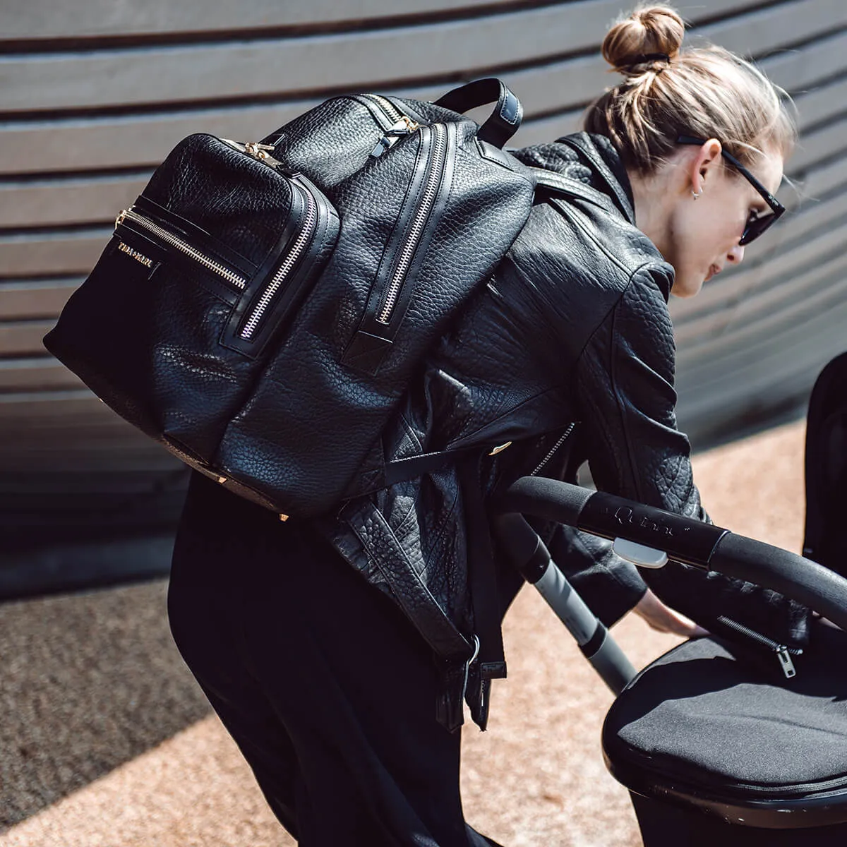 Elwood Twin Changing Backpack Veganes Leder aus recyceltem Polyurethan
