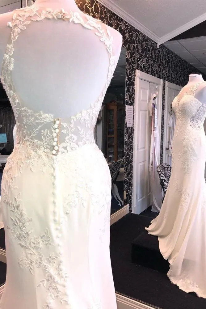 Exquisite Jewel Sleeveless Wedding Dress Sheath Tulle Lace Open Back Bridal Gown