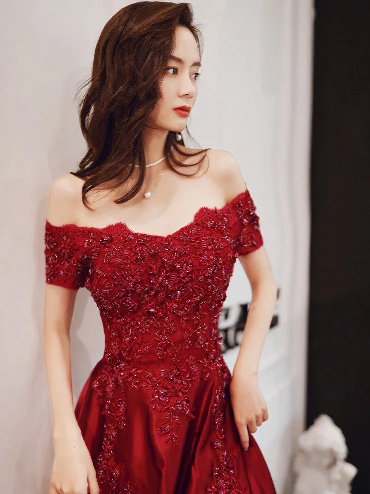 Glamorous Evening Dress A-Line Bateau Neck Floor-Length Short Sleeves Lace-up Beaded Matte Satin evening dress