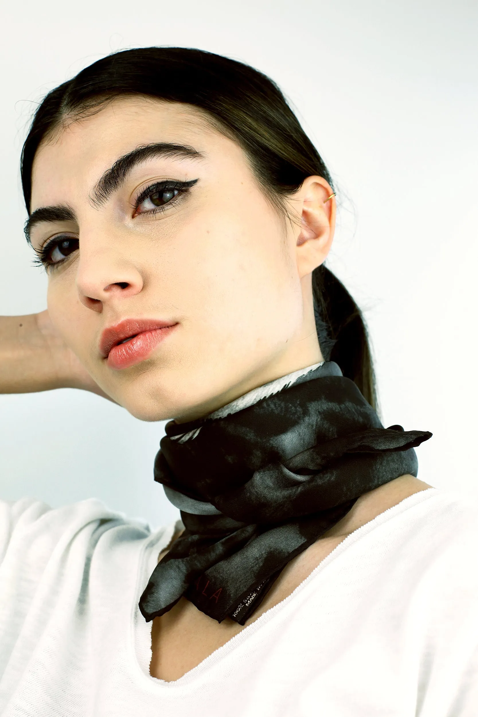 GRAND BENGAL / GREY Print Silk Scarf