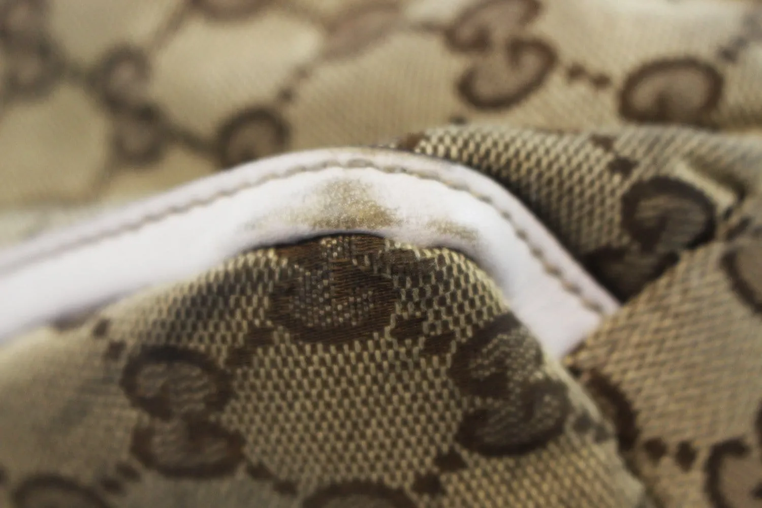 GUCCI Beige/White GG Canvas D Ring Hobo Bag - Sale