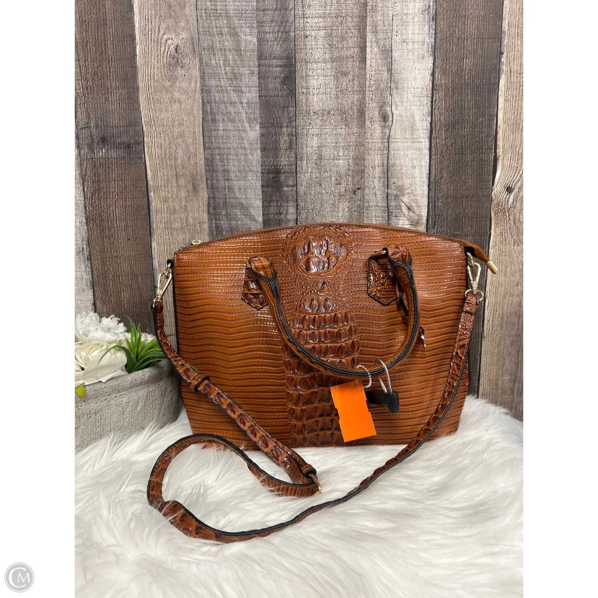 Handbag By Cmf, Size: Medium