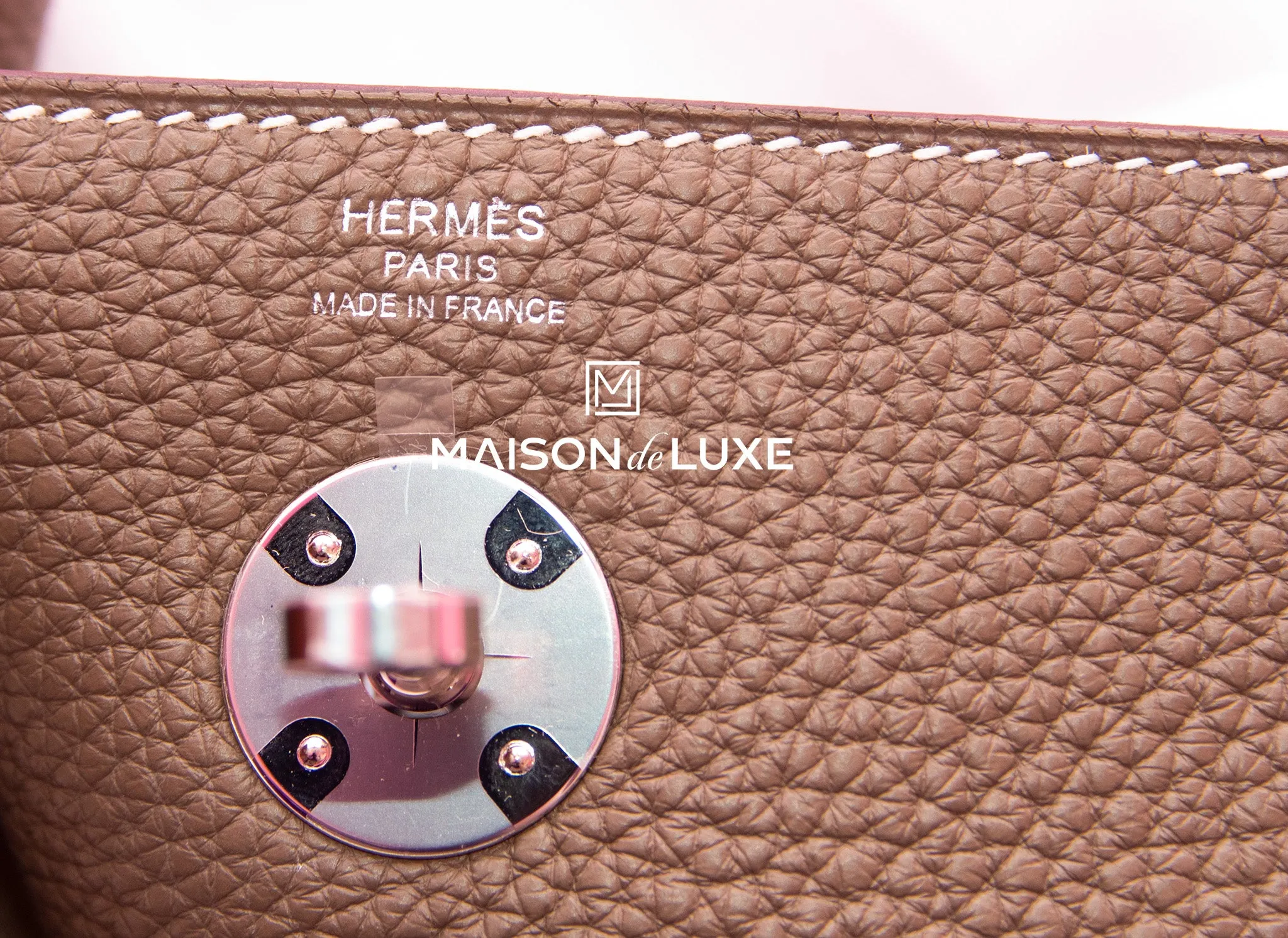 Hermes Etoupe Clemence Lindy 26 Handbag