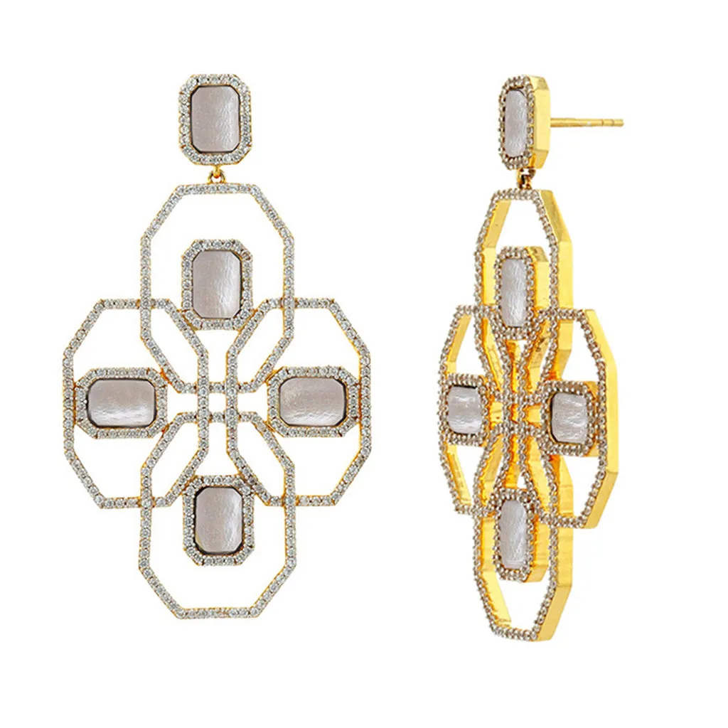Juno Shield Earring - Mother of Pearl