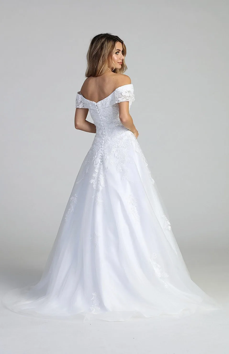 Let’s Evening Gowns 7705L