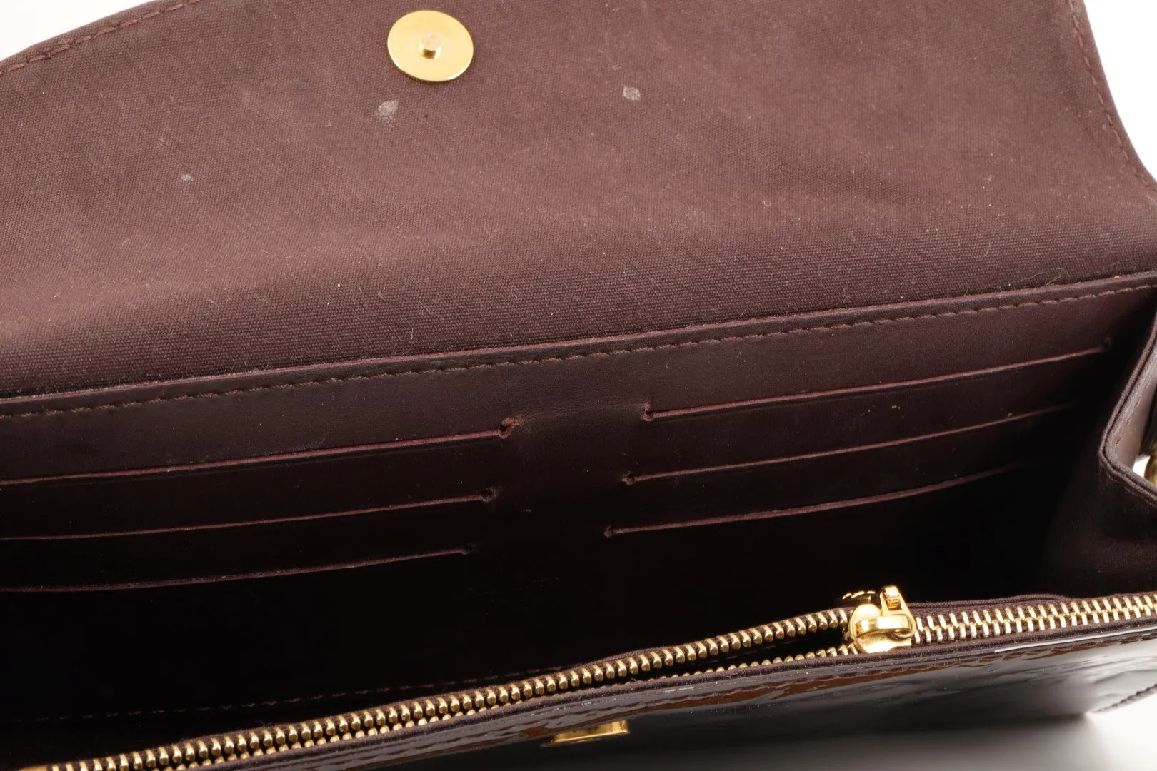 Louis Vuitton Clutch Purse (227.80g.)