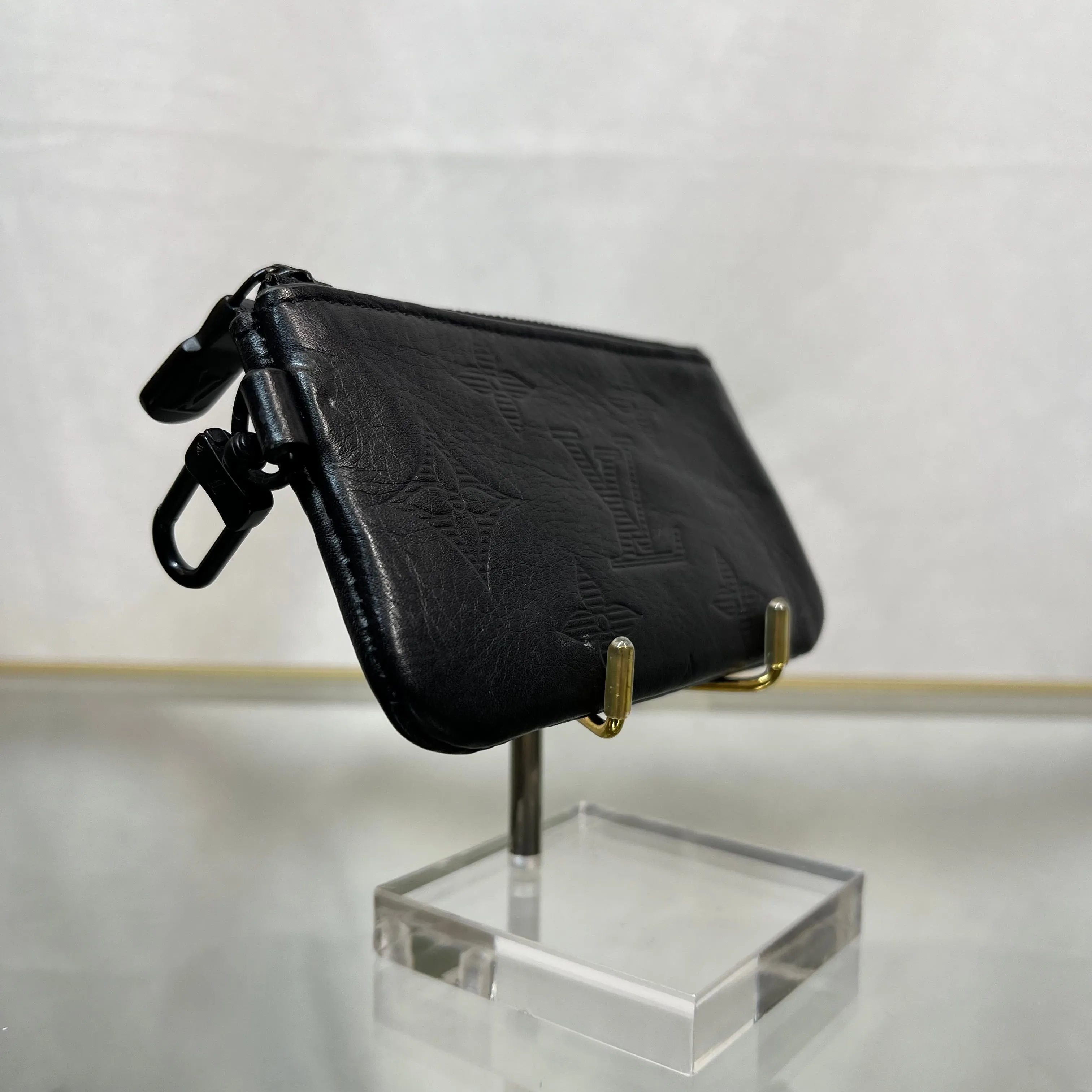 LOUIS VUITTON Duo Messenger Empreinte Key Pouch