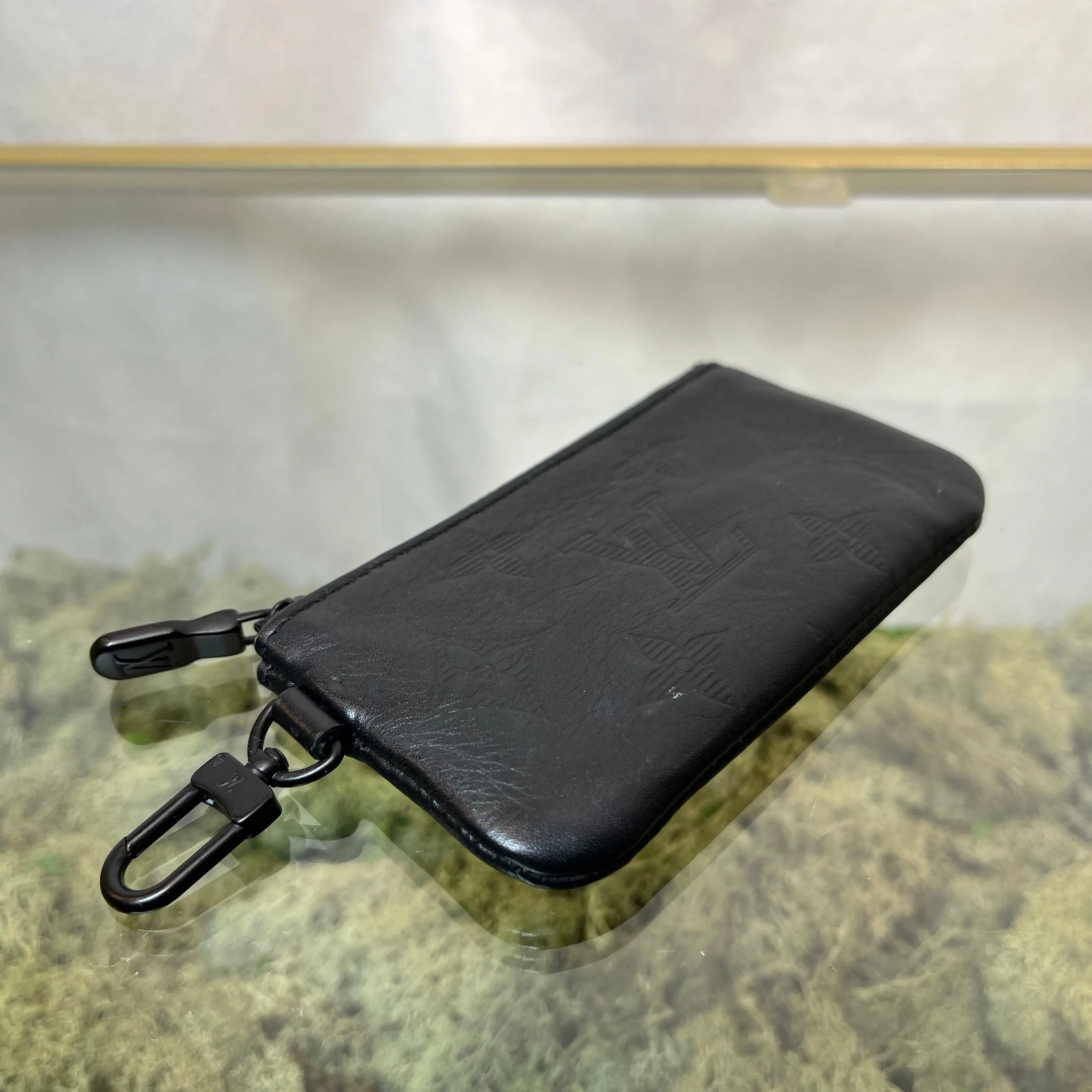 LOUIS VUITTON Duo Messenger Empreinte Key Pouch