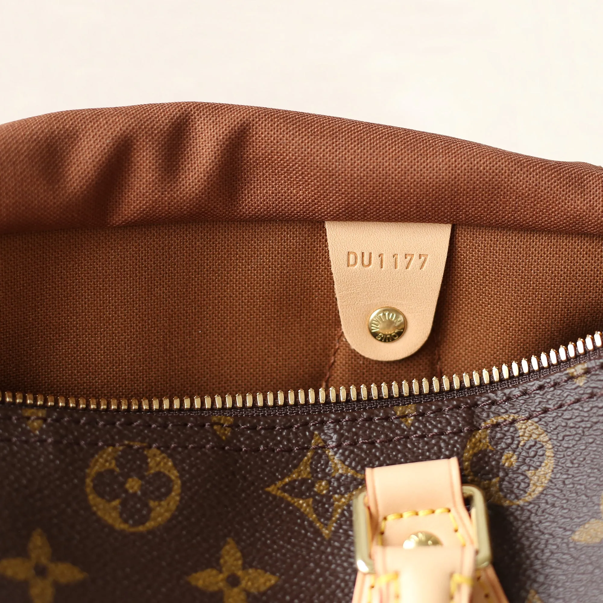Louis Vuitton | Monogram Canvas World Tour Speedy | 30