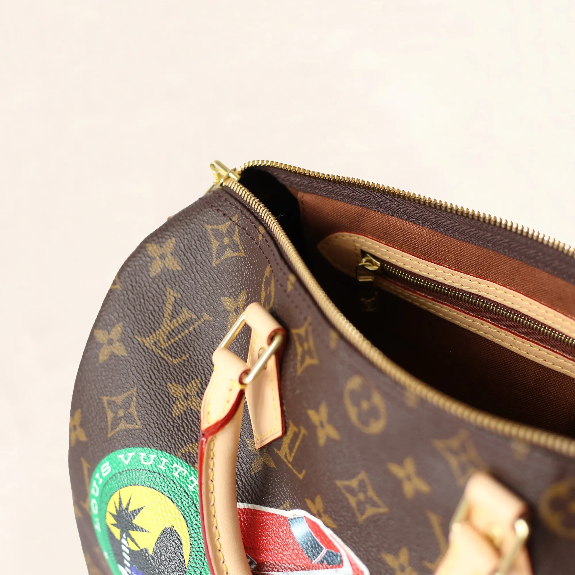 Louis Vuitton | Monogram Canvas World Tour Speedy | 30