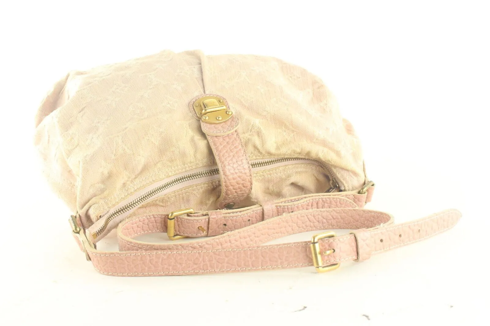 Louis Vuitton Pink Denim Monogram Slightly Messenger 3LK103K