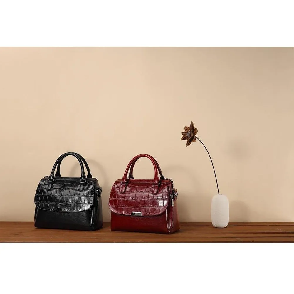 <bold>Top-Handle  / Shoulder Bag  <br>Vegan-Leather