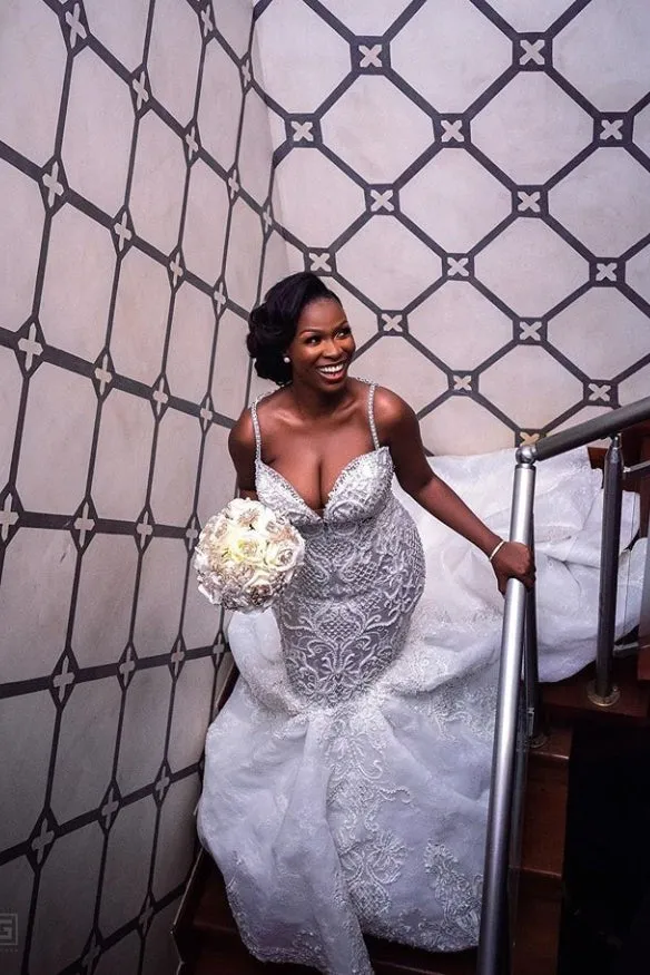 Luxurious Beaded Lace Mermaid Sweetheart Wedding Dresses Spaghetti Straps Appliques Bridal Gowns
