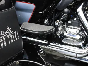 Mechanical Reverse: 5 Speed - Standard Clutch