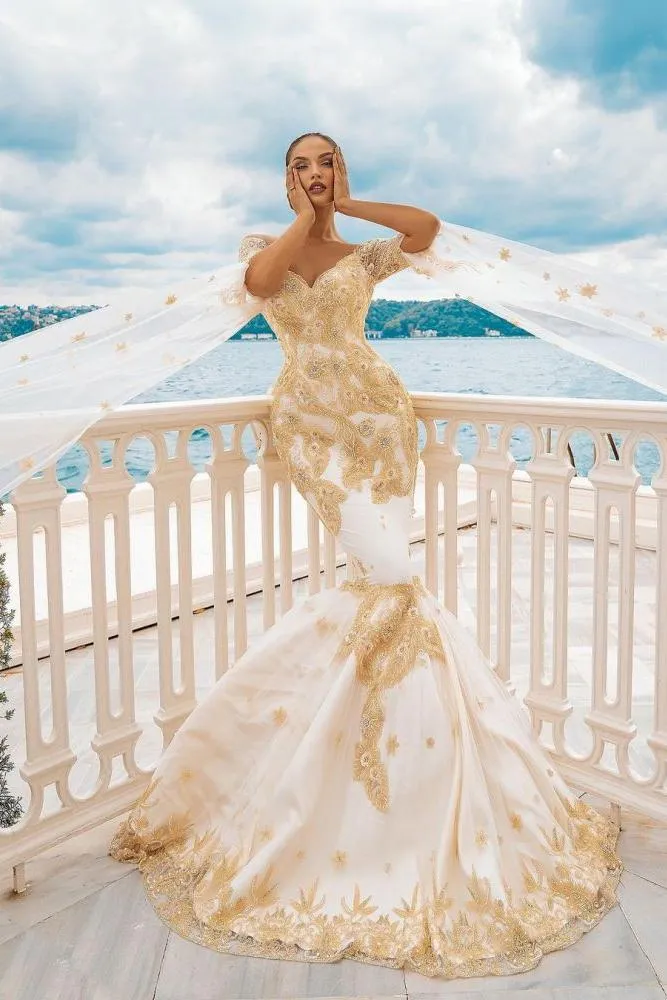Mermaid Bridal Gowns Gold Appliques Half Sleeve Cape
