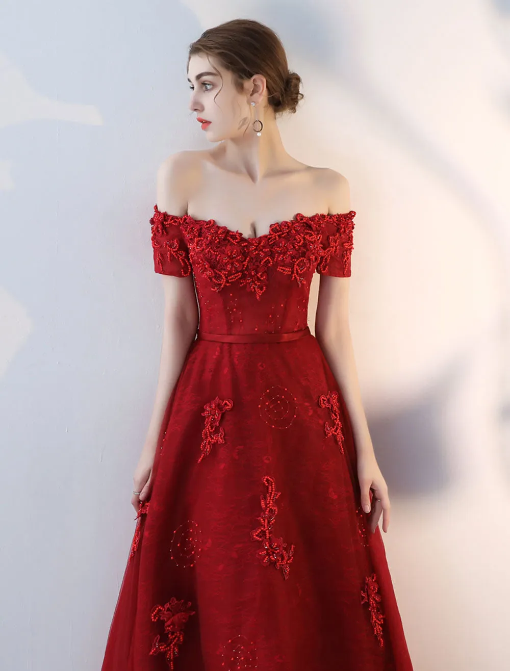 Modern Evening Dresses Long Burgundy Off The Shoulder evening dress Lace Applique Heavy Beading Sash Floor Length Formal Evening Dress