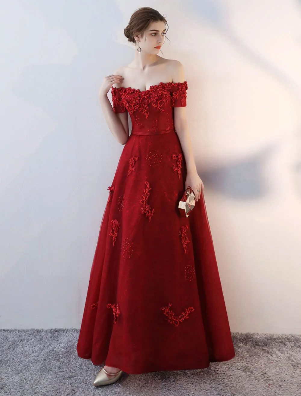Modern Evening Dresses Long Burgundy Off The Shoulder evening dress Lace Applique Heavy Beading Sash Floor Length Formal Evening Dress