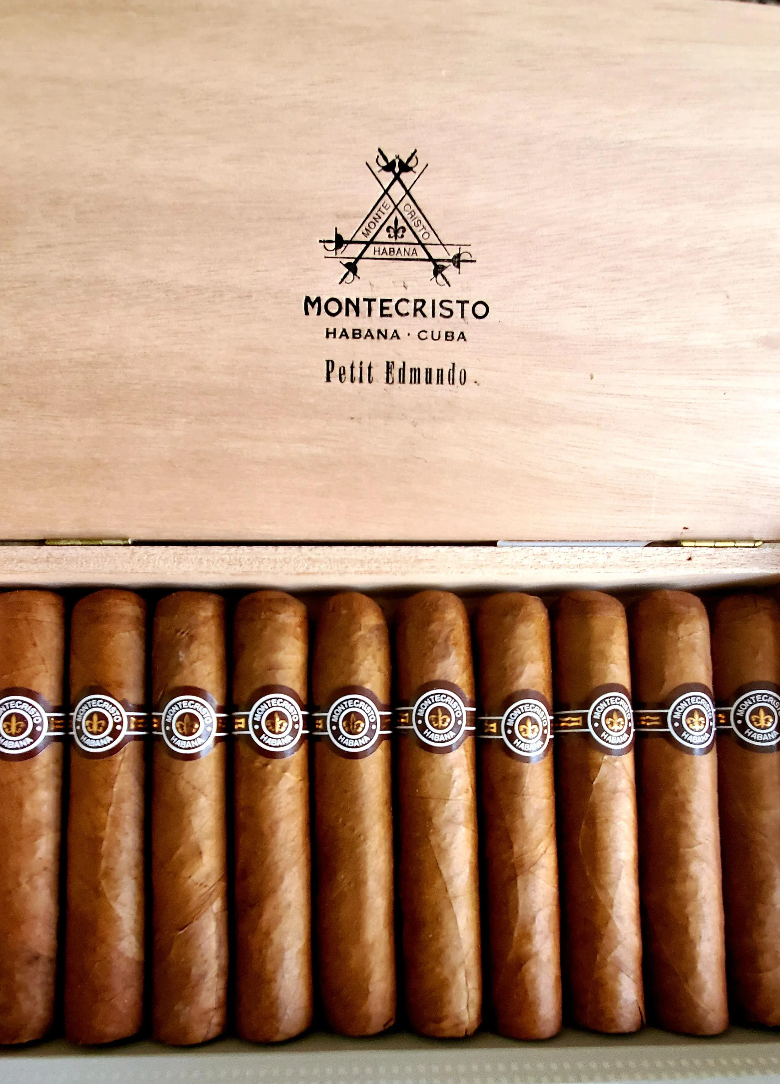 Montecristo Wide Edmundo