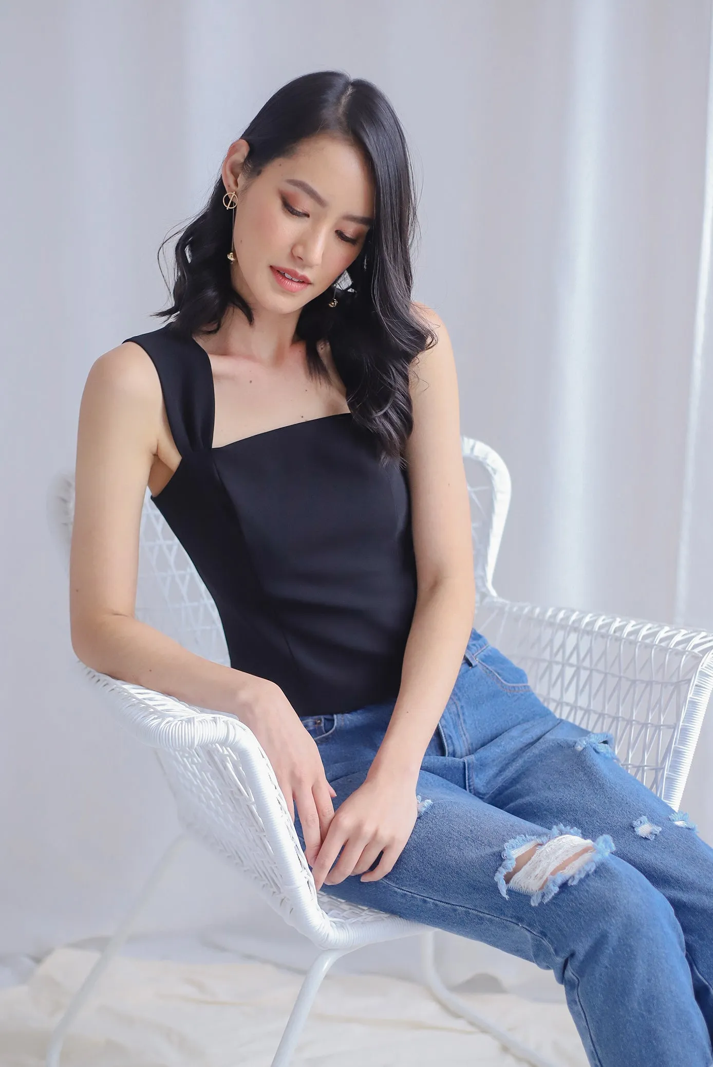 *Premium* Moriah Ruched Strap Top In Black