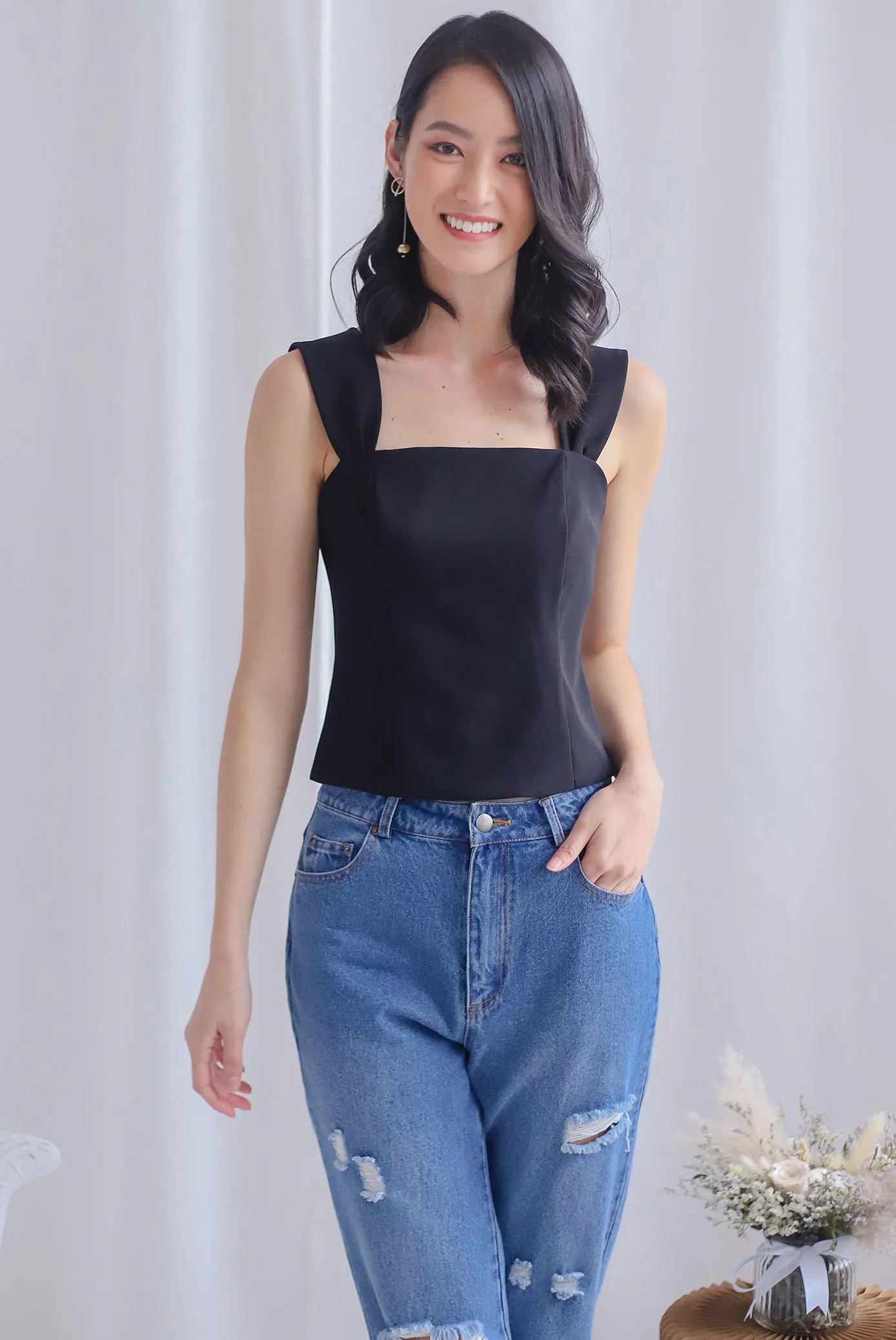 *Premium* Moriah Ruched Strap Top In Black