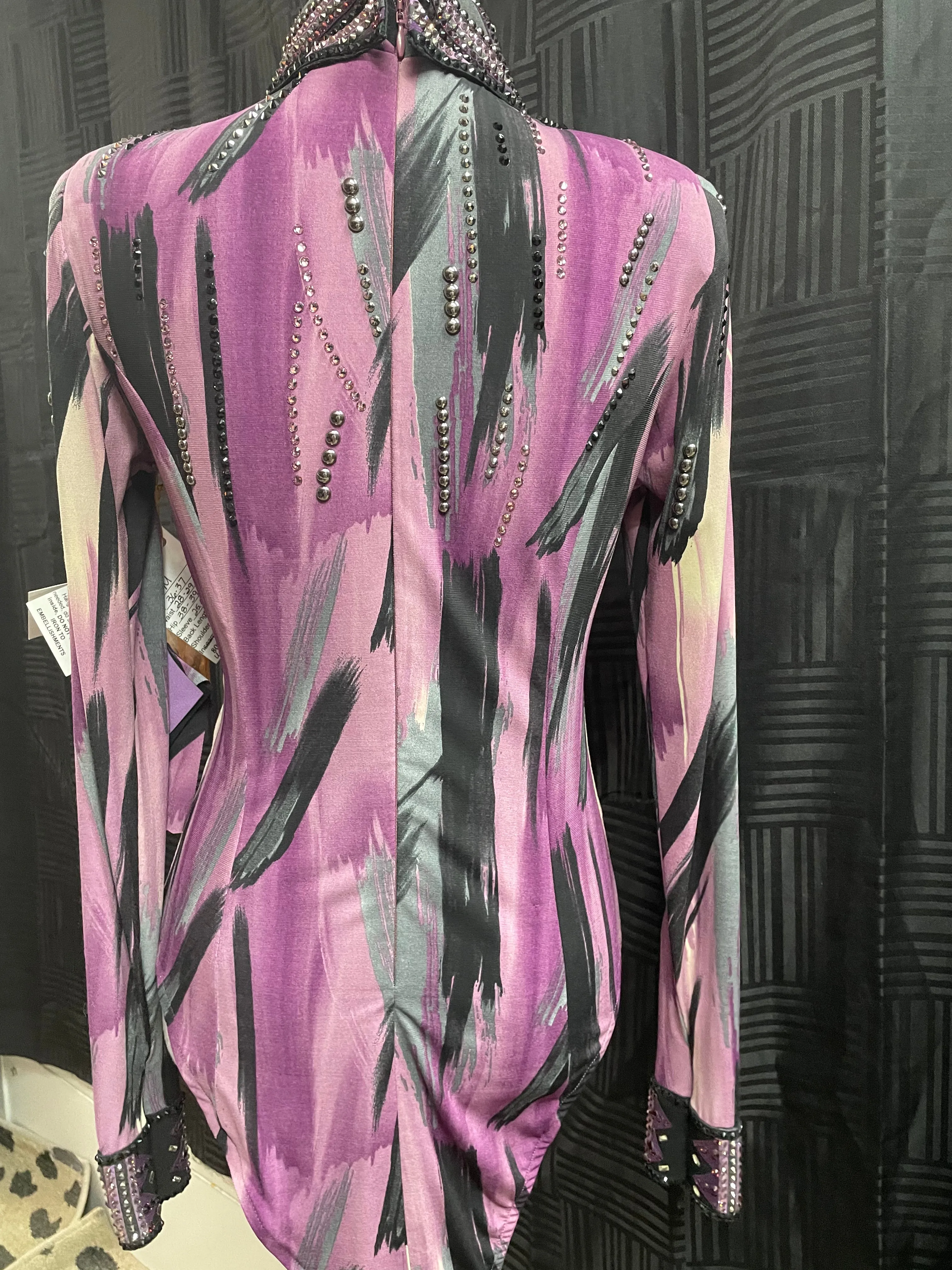 Private Label Show Apparel Medium day shirt