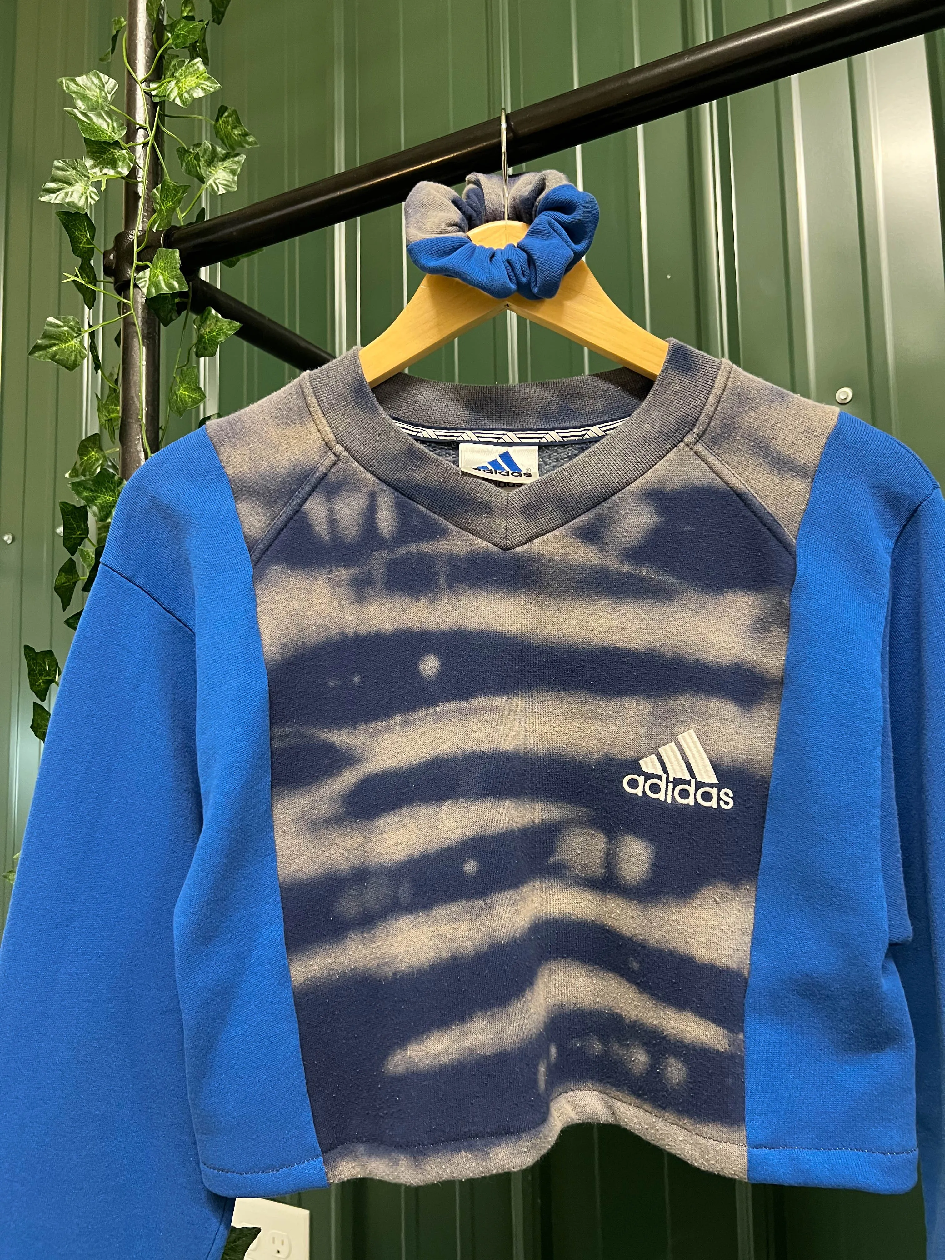 "1 of 1" VTG Adidas Dyed Crop Set (S)
