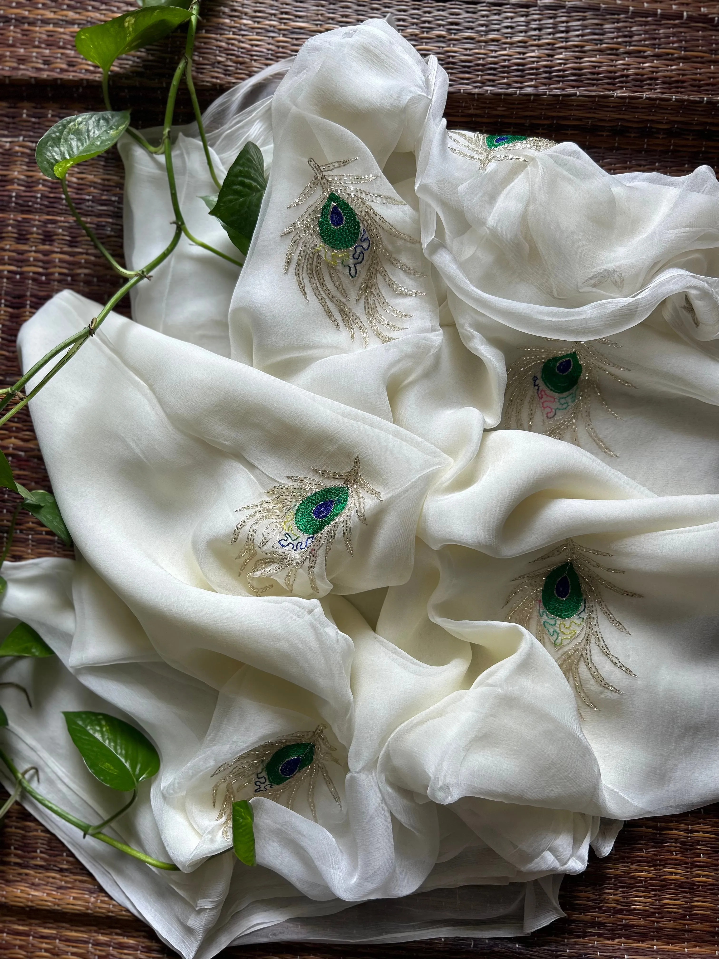 Rajputi Chiffon Handwork Saree in Cream