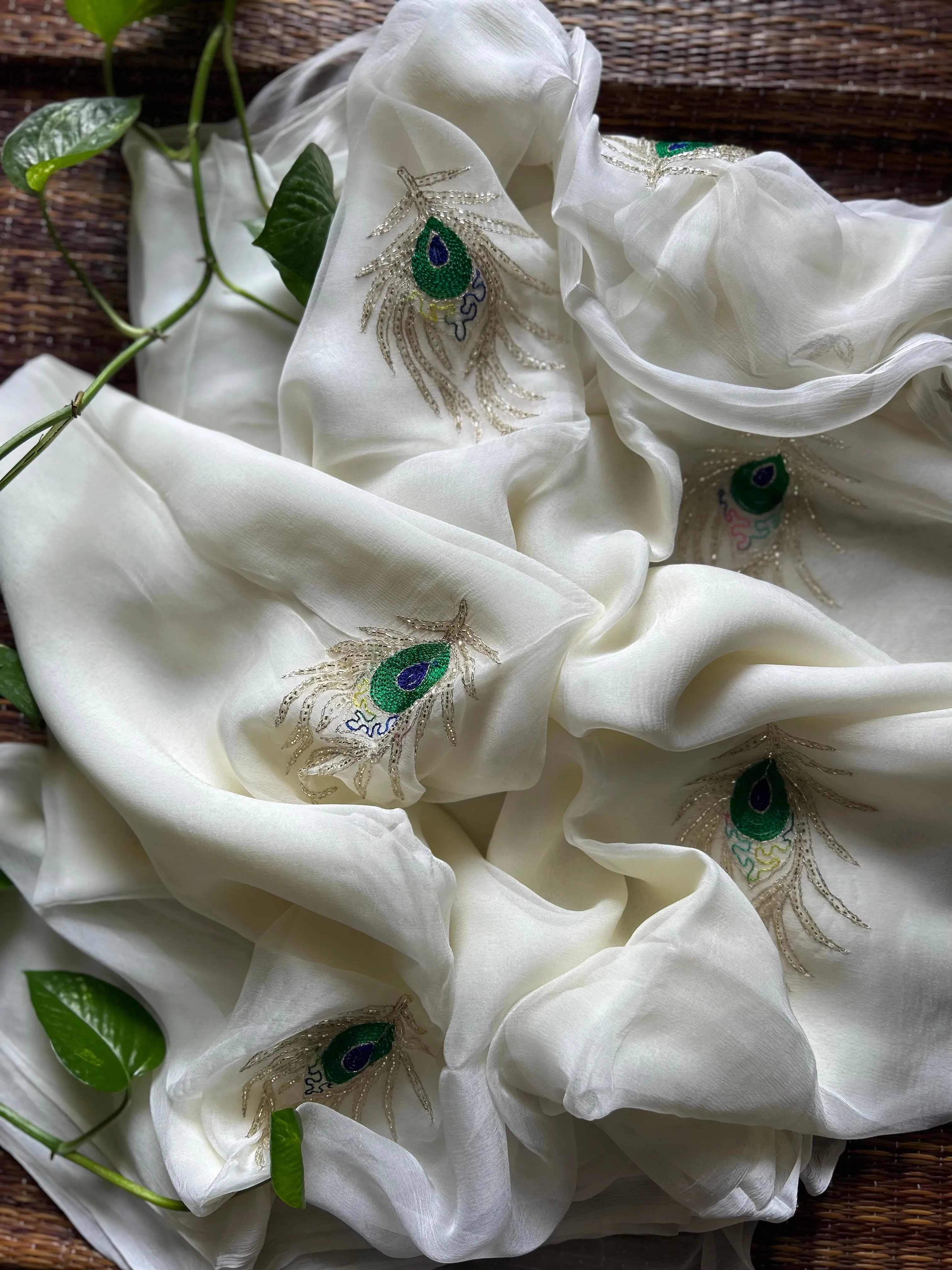 Rajputi Chiffon Handwork Saree in Cream