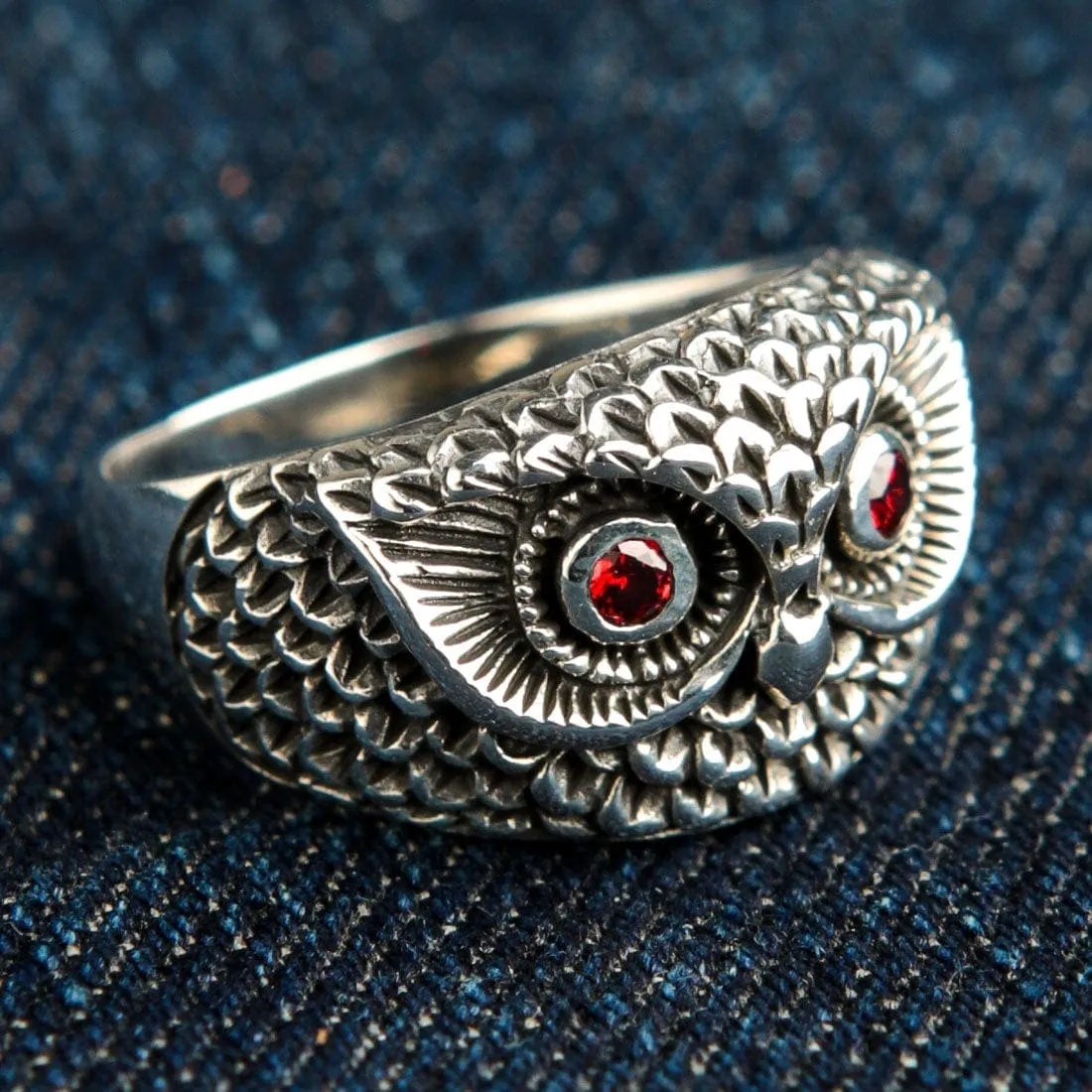 Red Garnet Eyes Owl Sterling Silver Band Ring