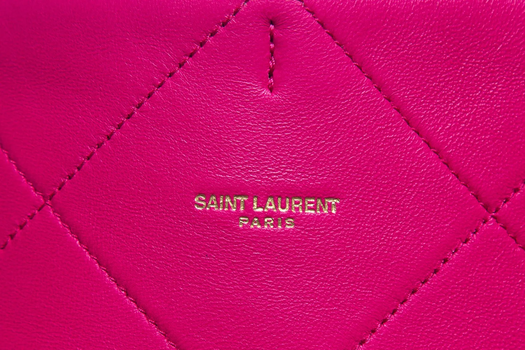 Saint Laurent Fuchsia Suzanne Quilted Leather Handbag