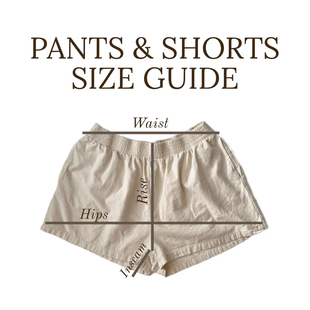 Small (6) Calvin Klein Jeans Mid-rise Shorts