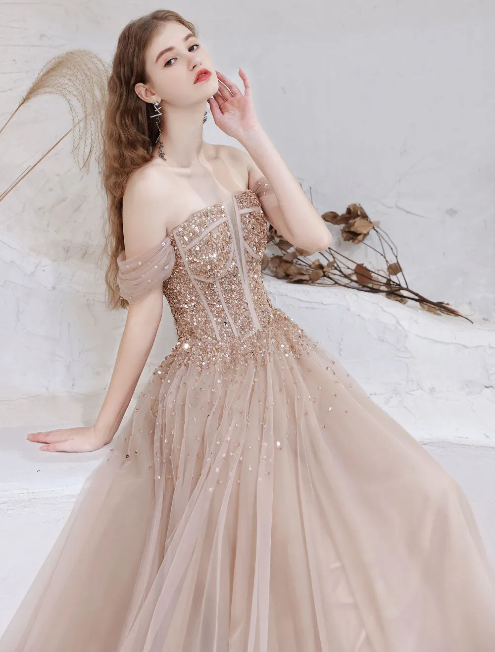 Stunning Evening Dress Nude Color A Line Bateau Neck Floor Length Short Sleeves Lace Up Sequins Formal Dinner Dresses Pageant Dress