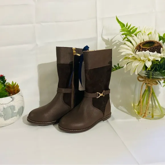 Stylish Brown Boots with Buckle Detail
