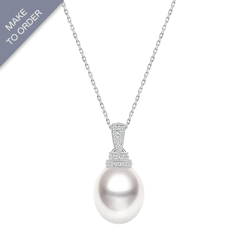 Teardrop-shaped South Sea Pearl 18K Gold Diamonds Haute Jewelry Elegant Necklace