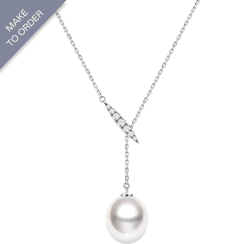 Teardrop-shaped South Sea Pearl 18K Gold Diamonds Haute Jewelry Leaf Necklace