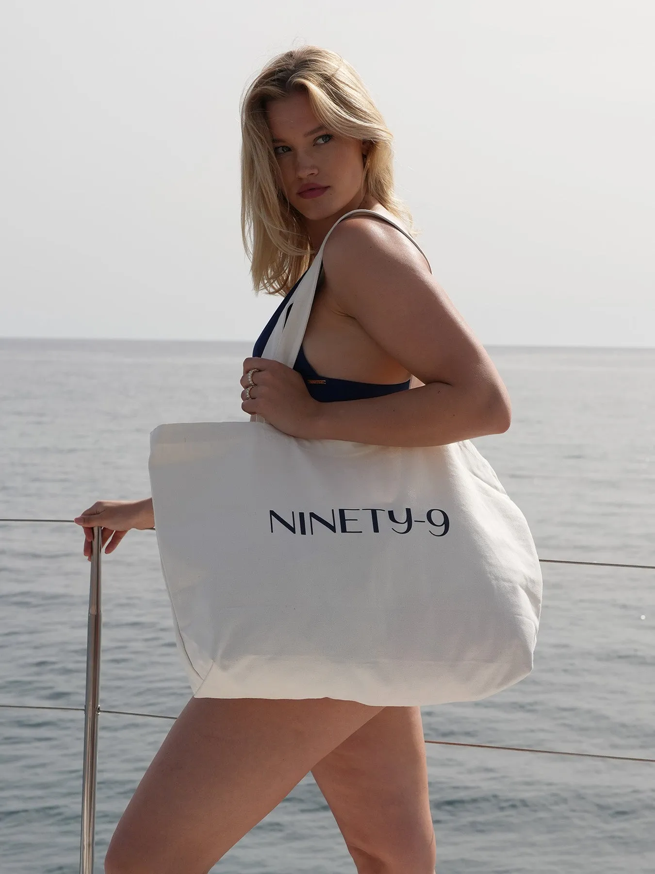THE CRUISE - Tote Bag • Nature
