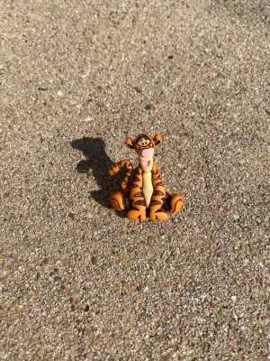 Tigger Pin Gift