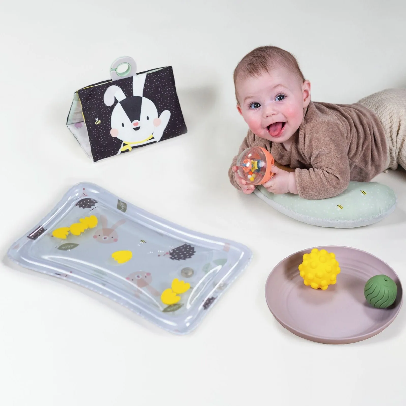Tummy Time Essentials Kit
