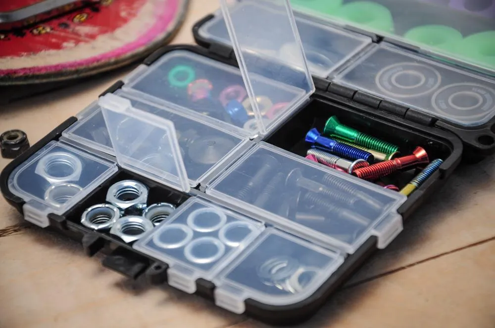 Venom Skateboards 47pc Premium Hardware Gift Pack inc Storage Box
