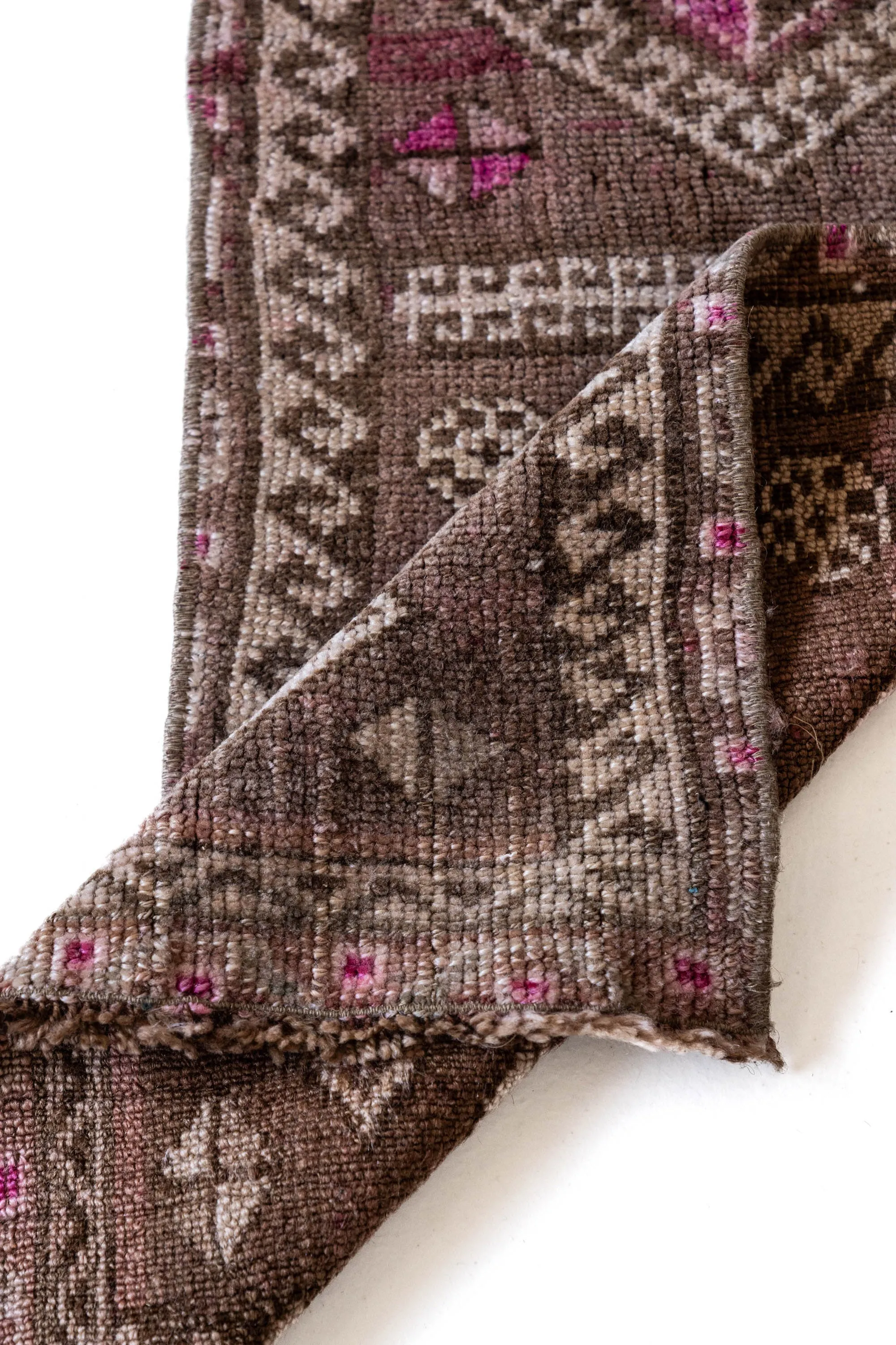 Vintage Turkish Mini Rug No. 489 | 1'6 x 2'9